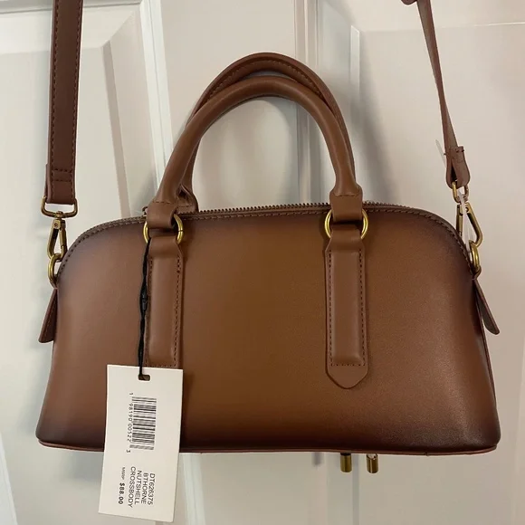 Steve Madden Bthorne Nutshell Crossbody Bag with Charms New with Tags (NWT) - Picture 4 of 8